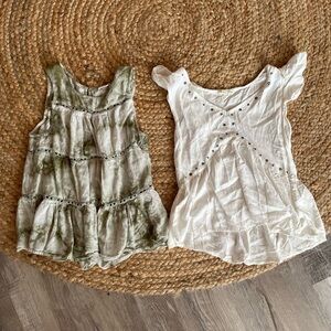 Set of 2 Sz Small tank tops